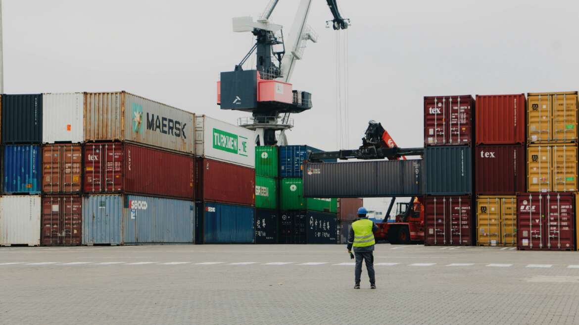 Cargo Tracking